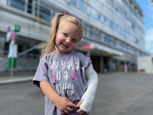 World Nomads vs SafetyWing: The Ultimate Travel Insurance Comparison for Worldschooling Families